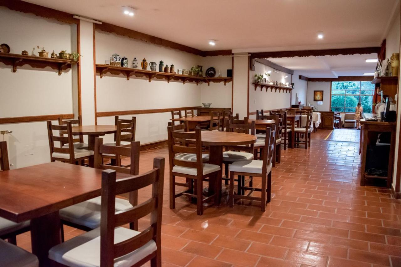 Hostal L' Hirondelle (Adults Only) La Falda Ngoại thất bức ảnh